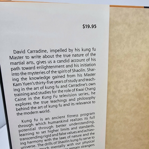 "The Spirit of Shaolin" Hardback Collectable Book by the late David Carradine - Picture 4 of 7